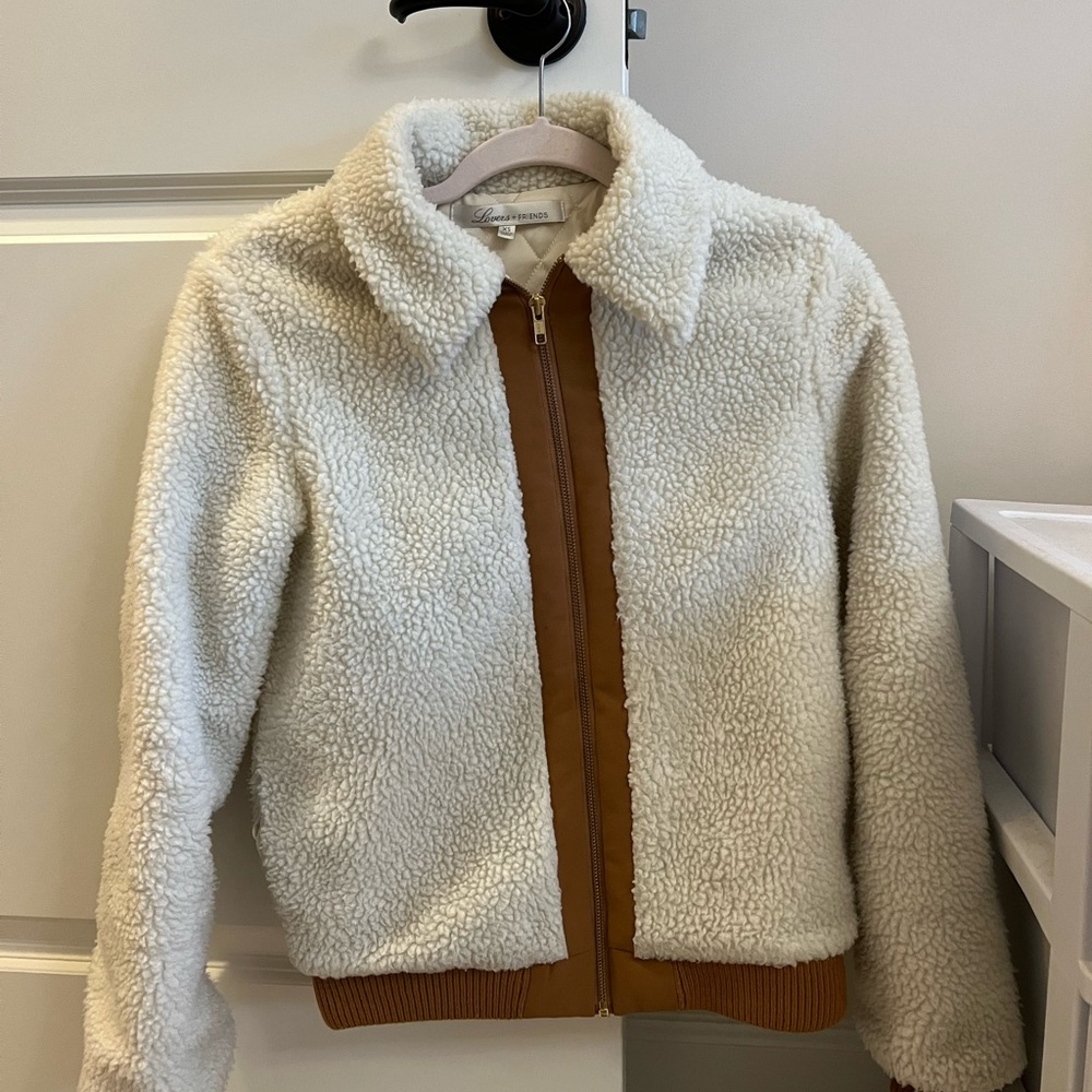 Jacket - Picture 3 of 4